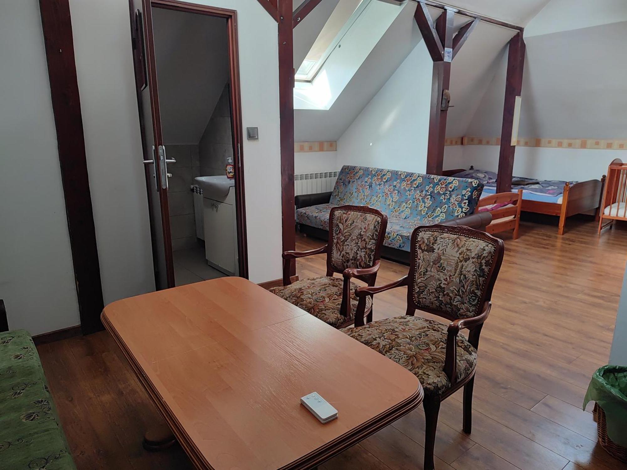 Lwi Dworek Ld Jarosław Extérieur photo